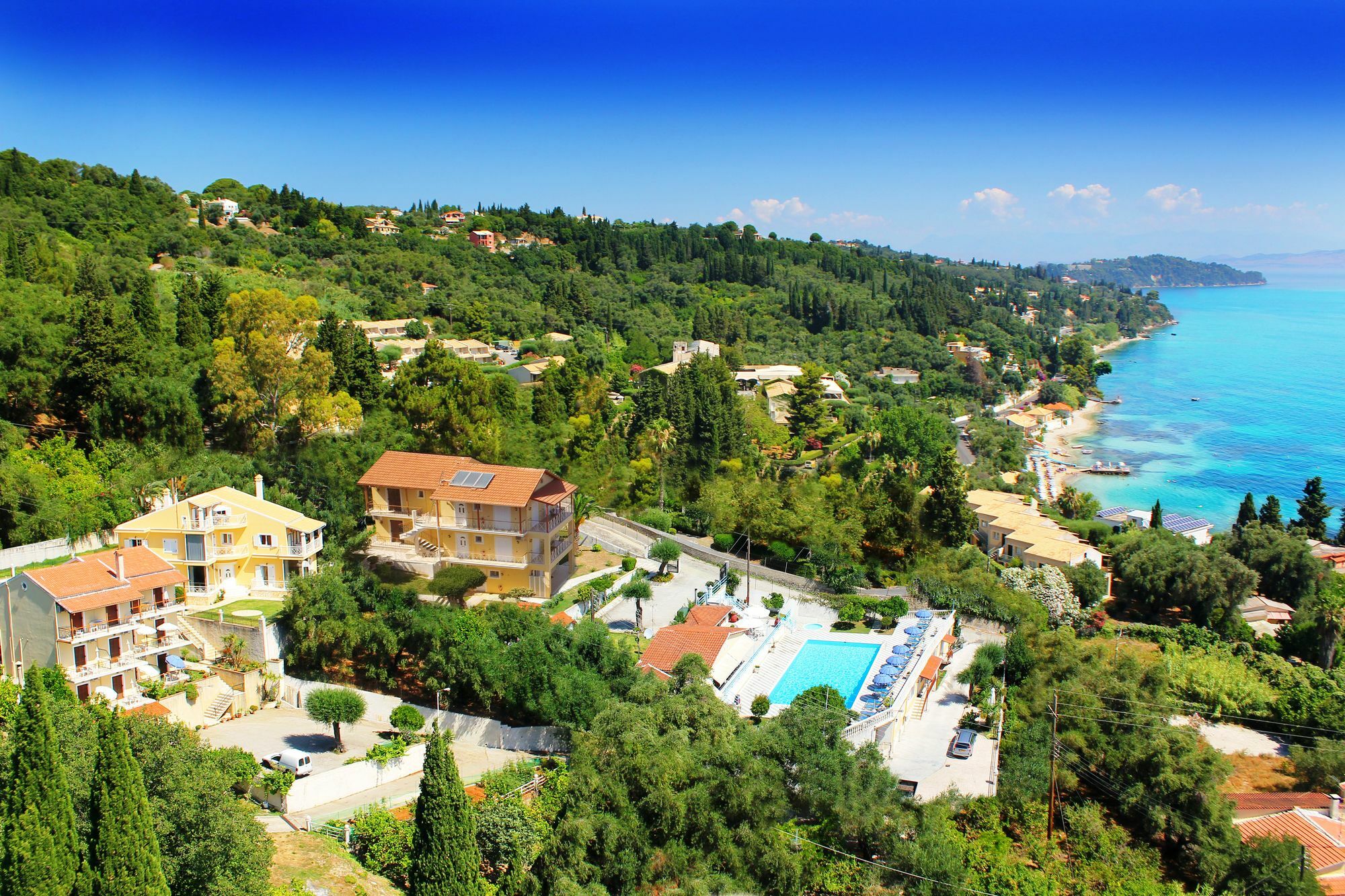 Brentanos Apartments - A - View Of Paradise Gastouri  Exteriér fotografie